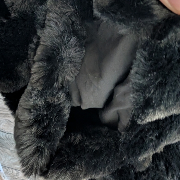 BTFBM Faux Fur Open Front Jacket Collarless Size Medium NWT - Picture 12 of 12